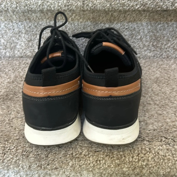 Sonoma with Ortholite Eco black and brown shoes. Very comfy! Men’s size 10 - Picture 3 of 12